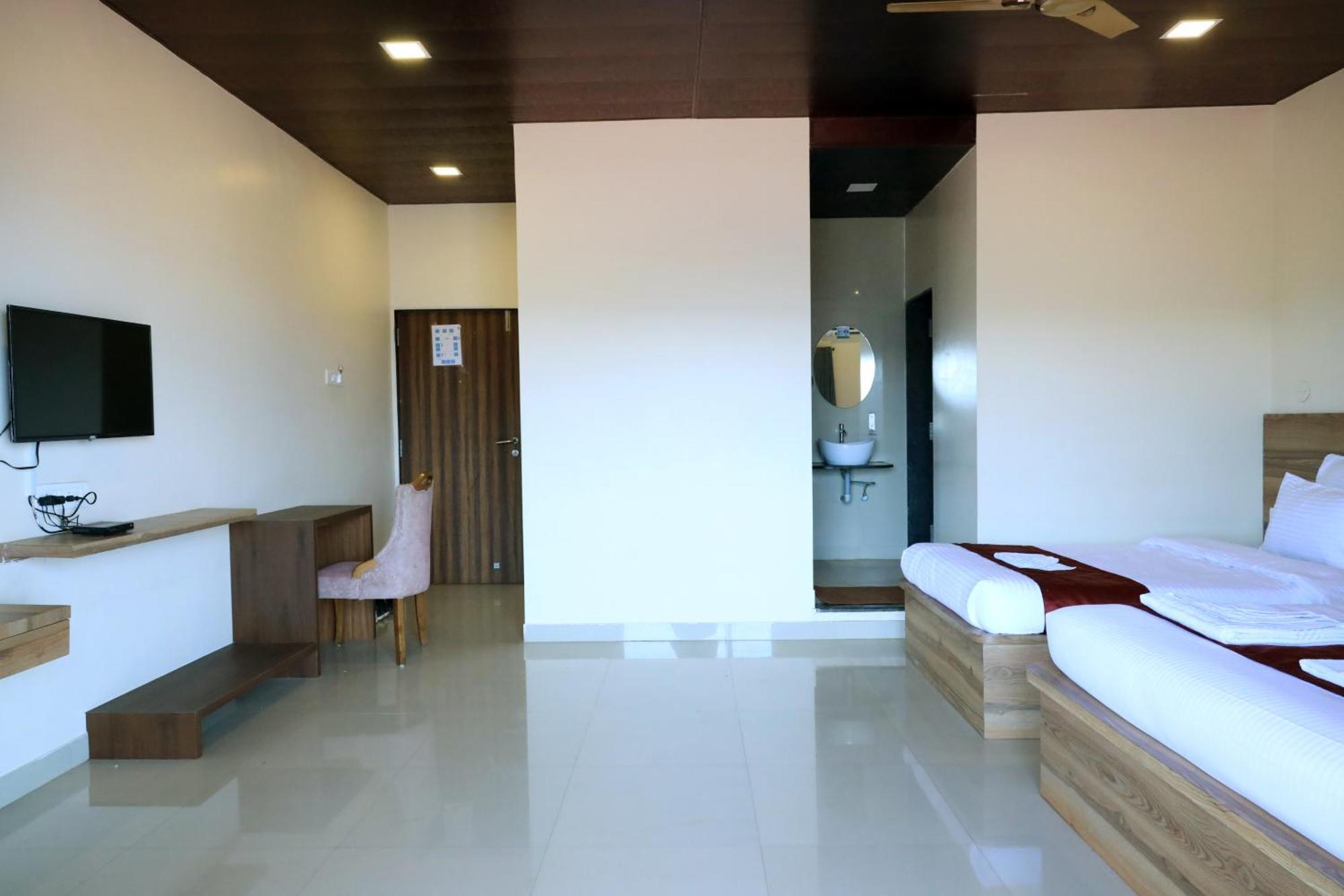 Trattino Resorts Panchgani Exterior foto