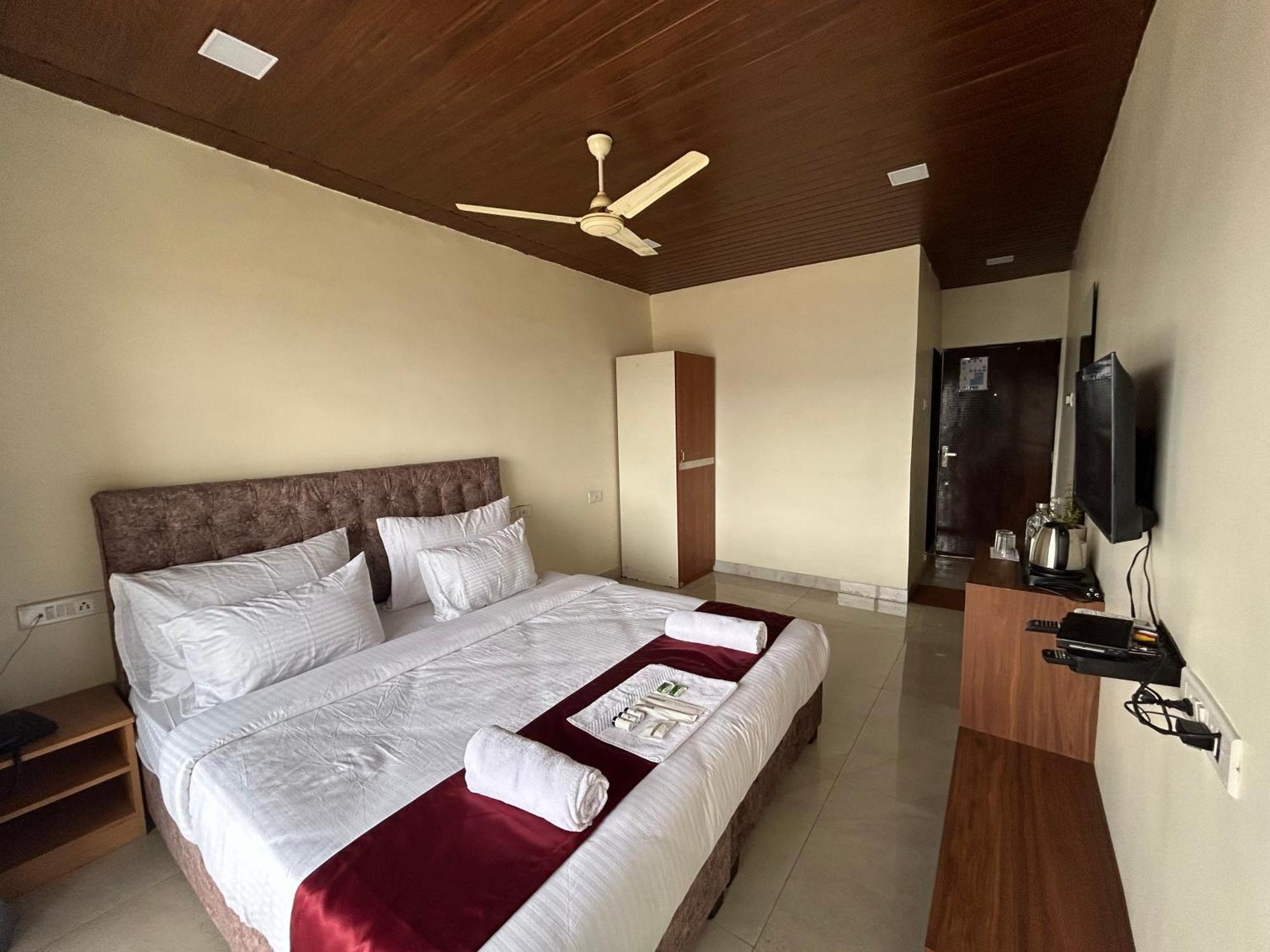 Trattino Resorts Panchgani Exterior foto
