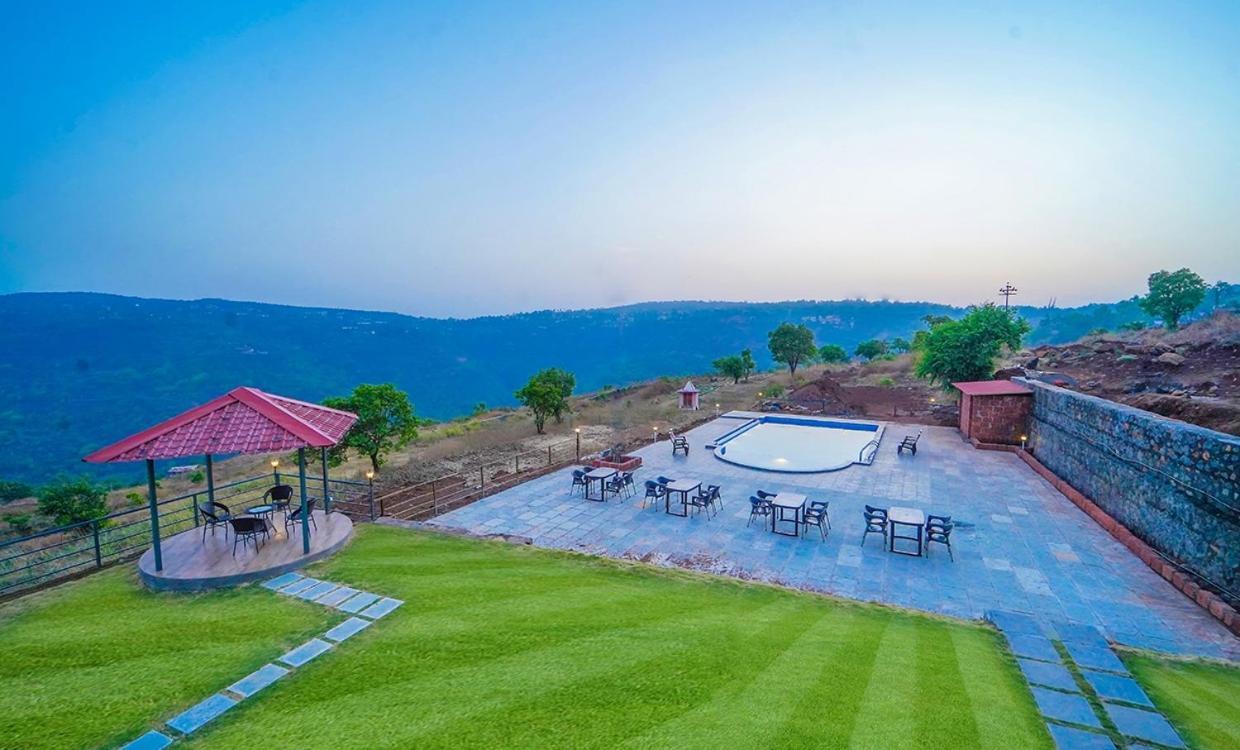 Trattino Resorts Panchgani Exterior foto