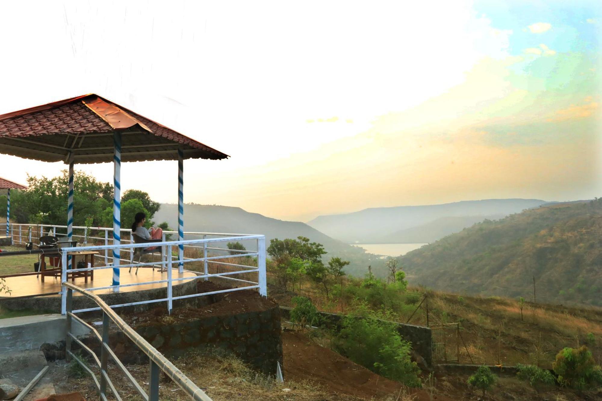 Trattino Resorts Panchgani Exterior foto