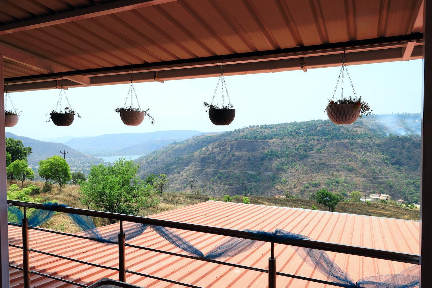 Trattino Resorts Panchgani Exterior foto